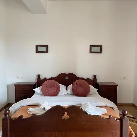 Valea Salbatica Resort *