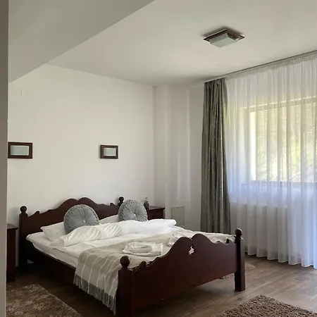 Valea Salbatica Resort Sinca Noua