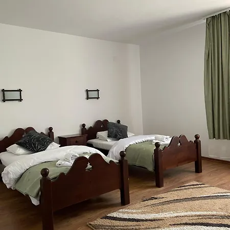 Resort Valea Salbatica Sinca Noua